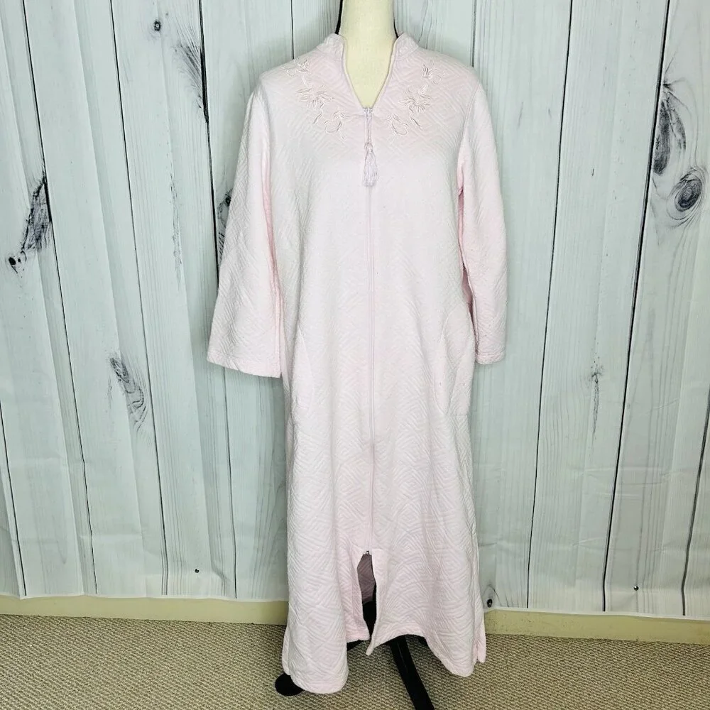 Miss Elaine Quilted Long Sleeve Robe Full Zip Sz S Embroidered Tasseled Vintage